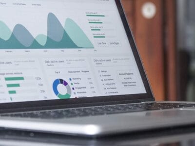 The B2B SEO Playbook: Targeting Decision Makers, Not Traffic